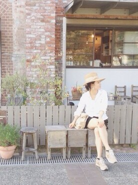 「B'2nd（ビーセカンド）のアイテム（帽子）」を使った、emaemiさん（レディース・163cm）の春コーディネート