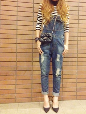 「CASPER JOHN（キャスパージョン）のアイテム（サロペット/オーバーオール）」を使った、misaさん（レディース・165cm）の秋コーディネート