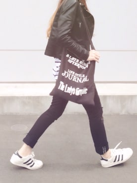 「TODAYFUL（トゥデイフル）のVintageトートバッグ（トートバッグ）」を使った、misaさん（レディース・165cm）の春コーディネート