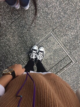 「CONVERSE（コンバース）のアイテム（スニーカー、ブラック系）」を使った、Sさん（レディース・167cm）の秋コーディネート