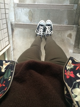 「CONVERSE（コンバース）のconverse/コンバース　ALL STAR HI（スニーカー、ブラック系）」を使った、Sさん（レディース・167cm）の秋コーディネート