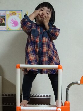 「petit main（プティマイン）のシャツワンピース（ワンピース、レッド系）」を使った、katomi**さん（レディース・100cm）の秋コーディネート