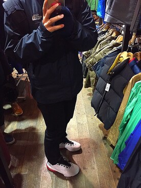 「Jordan」｜「アイテム（マウンテンパーカー）」を使った、かんとさん（メンズ・170cm）の冬コーディネート