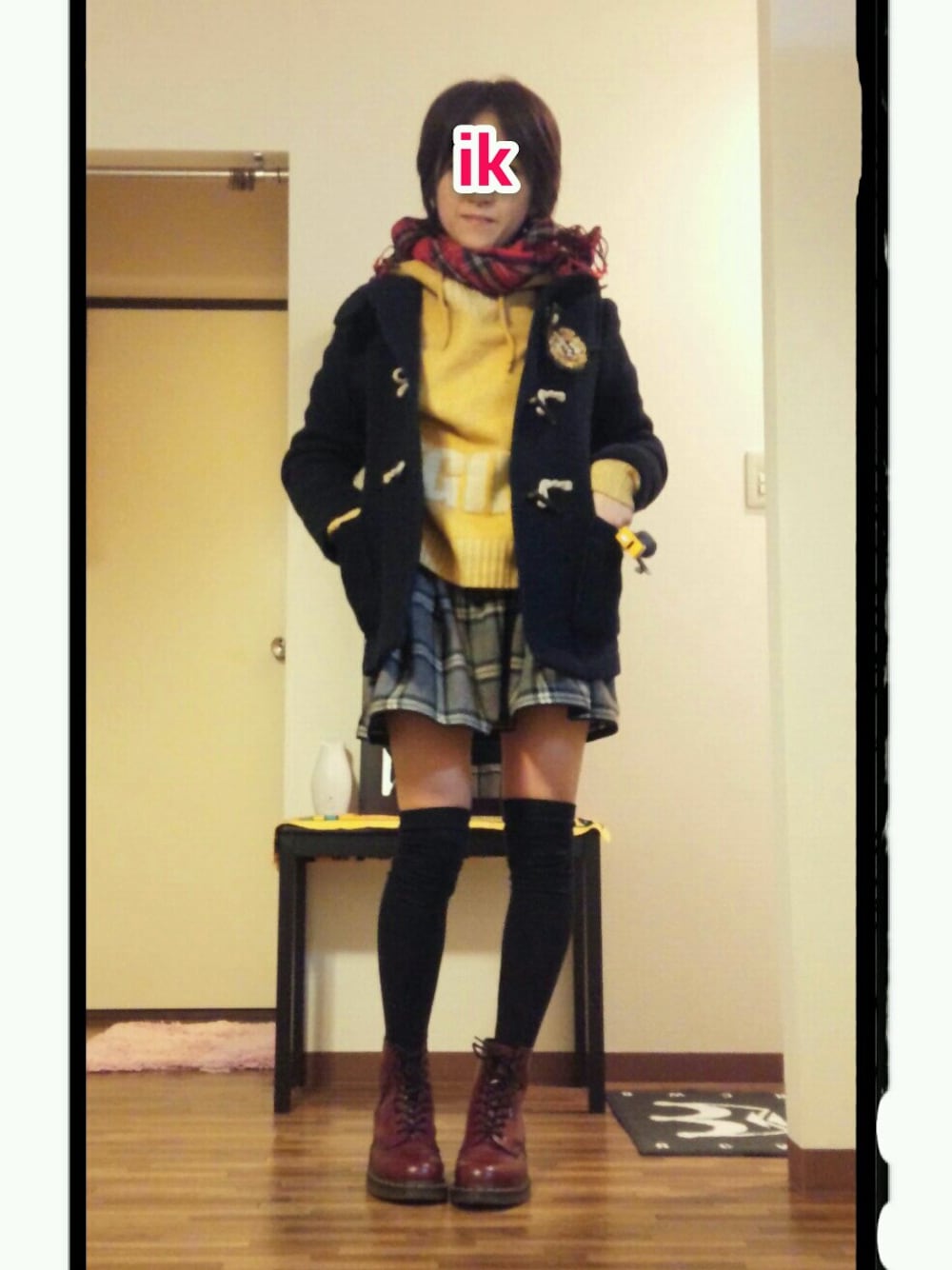 「UNIQLOのアイテム（ダッフルコート、ブルー系）」を使った、いくさん（レディース・155cm）の冬コーディネートの1枚目の写真