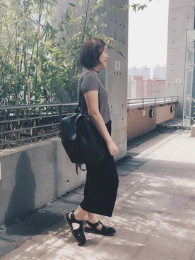 「PULL&BEAR（プルアンドベア）のアイテム（サンダル）」を使った、kiuhungさん（レディース・160cm）の秋コーディネート