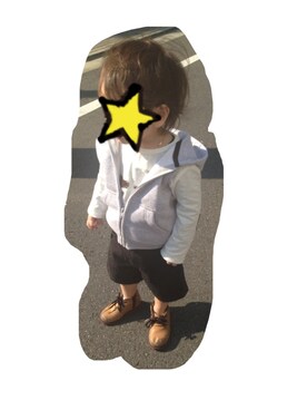 「コムサ」｜「アイテム（その他シューズ）」を使った、IMAMOSさん（キッズ・100cm）の春コーディネート