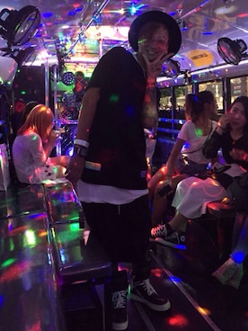「OFF-WHITE」｜「アイテム（腕時計）」を使った、ワジロウさん（メンズ・178cm）の秋コーディネート