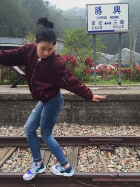「Taiwan」｜「アイテム（MA-1）」を使った、wangwhowhoさん（レディース・172cm）の冬コーディネート