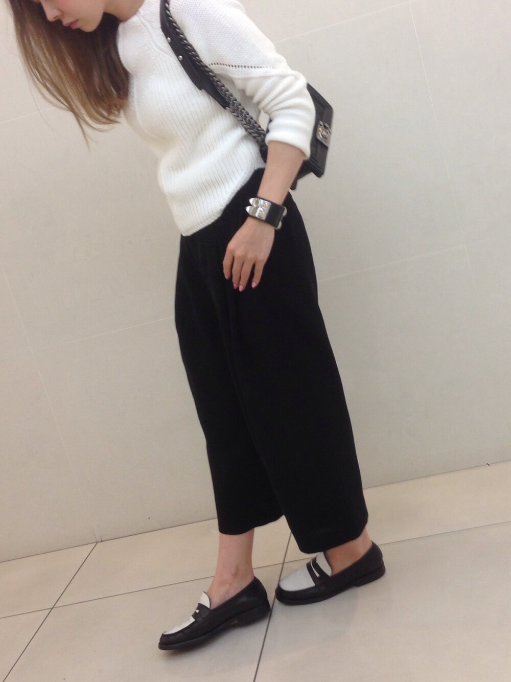 「chanel、HERMES、Saint Laurent、ルシェルブルー」｜「SAINT LAURENT PARISのloafer（その他シューズ、その他）」を使った、SAYUさん（レディース・154cm）の春コーディネートの1枚目の写真