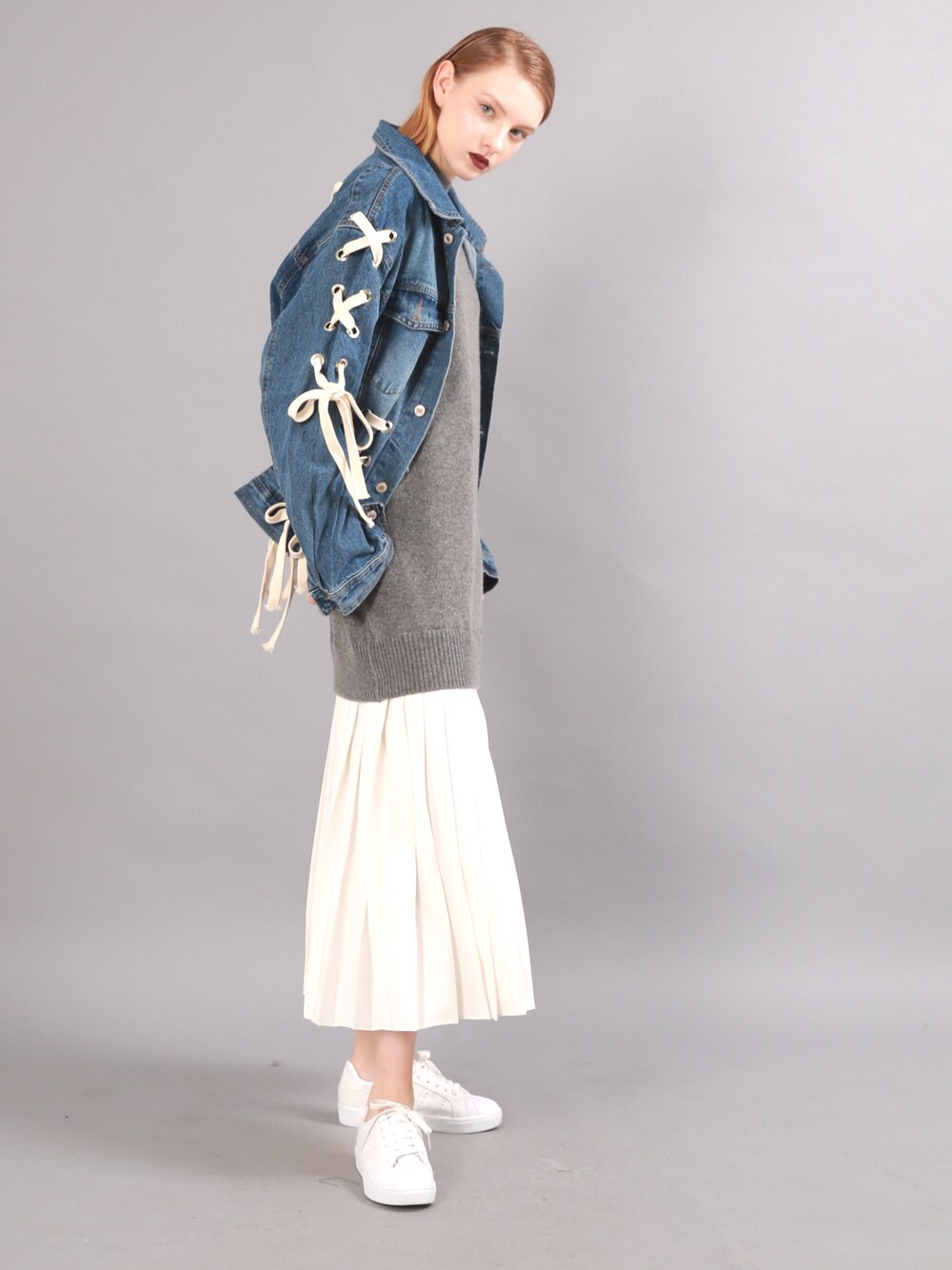 「ootd」｜「ilのアイテム（ワンピース、グレー系）」を使った、SAYUさん（レディース・170cm）の秋コーディネートの1枚目の写真