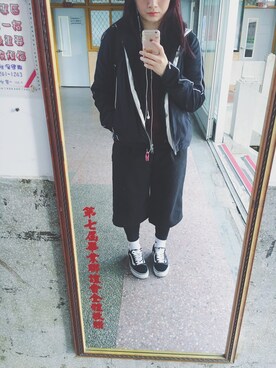 「school」｜「アイテム（ダウンジャケット/コート）」を使った、Ashley Wuさん（レディース・163cm）の秋コーディネート