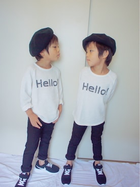 「AZUL by moussy（アズールバイマウジー）のアイテム（スニーカー）」を使った、moss315さん（キッズ・110cm）の秋コーディネート