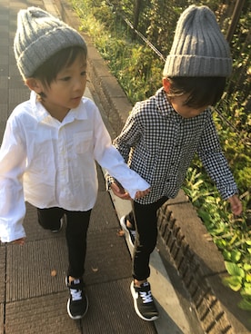 「AZUL by moussy（アズールバイマウジー）のアイテム（スニーカー）」を使った、moss315さん（キッズ・110cm）の秋コーディネート