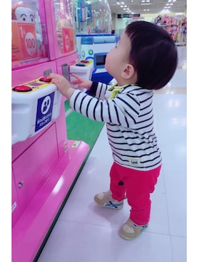 「Lee（リー）のLeeBABY BORDER BOAT ROMPERS（ロンパース、レッド系）」を使った、rinchanさん（キッズ・80cm）の春コーディネート