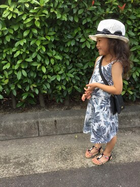 「AZUL by moussy（アズールバイマウジー）のアイテム（ワンピース/ドレス）」を使った、えりかさん（キッズ・120cm）の夏コーディネート