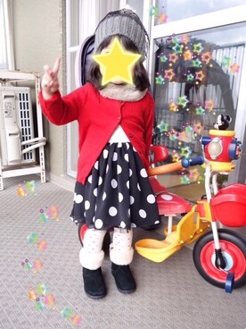 「COMME CA DU MODE（コムサデモード）のアイテム（カーディガン/ボレロ）」を使った、yuririsaさん（キッズ・90cm）の冬コーディネート