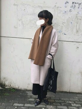 「Sのアイテム（シューズ）」を使った、丸子さん（レディース・170cm）の冬コーディネート