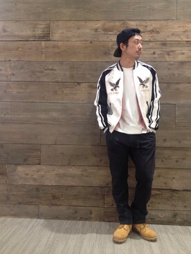 「NEWERA」｜「アイテム（スタジャン）」を使った、Mr.tsuchiyaさん（メンズ・178cm）の秋コーディネート
