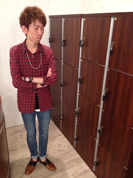「アイテム（モカシン/デッキシューズ）」を使った、吉本博人さん（メンズ・177cm・30代）の秋コーディネート