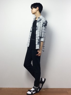 「DETAILS（ディテールズ）のアイテム（サンダル）」を使った、Yさん（メンズ・184cm）の夏コーディネート
