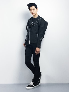 「BLACK by VANQUISH(ブラックバイバンキッシュ)のアイテム(ライダースジャケット)」を使った、Yさん(メンズ・184cm)の夏コーディネート