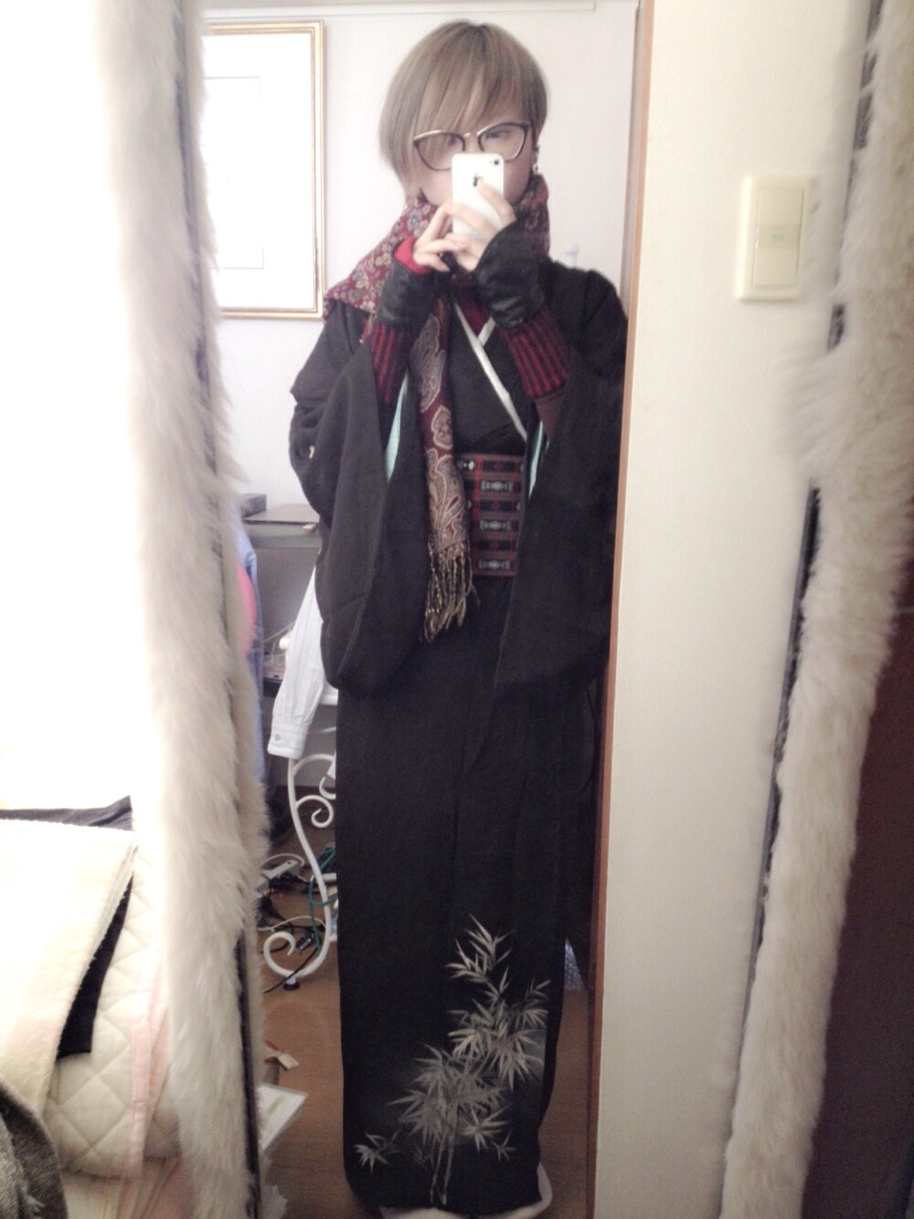 「kimono」｜「Vivienne Westwoodのアイテム（手袋、ブラック系）」を使った、Tokiwa Osamuさん（レディース・160cm）の春コーディネートの1枚目の写真