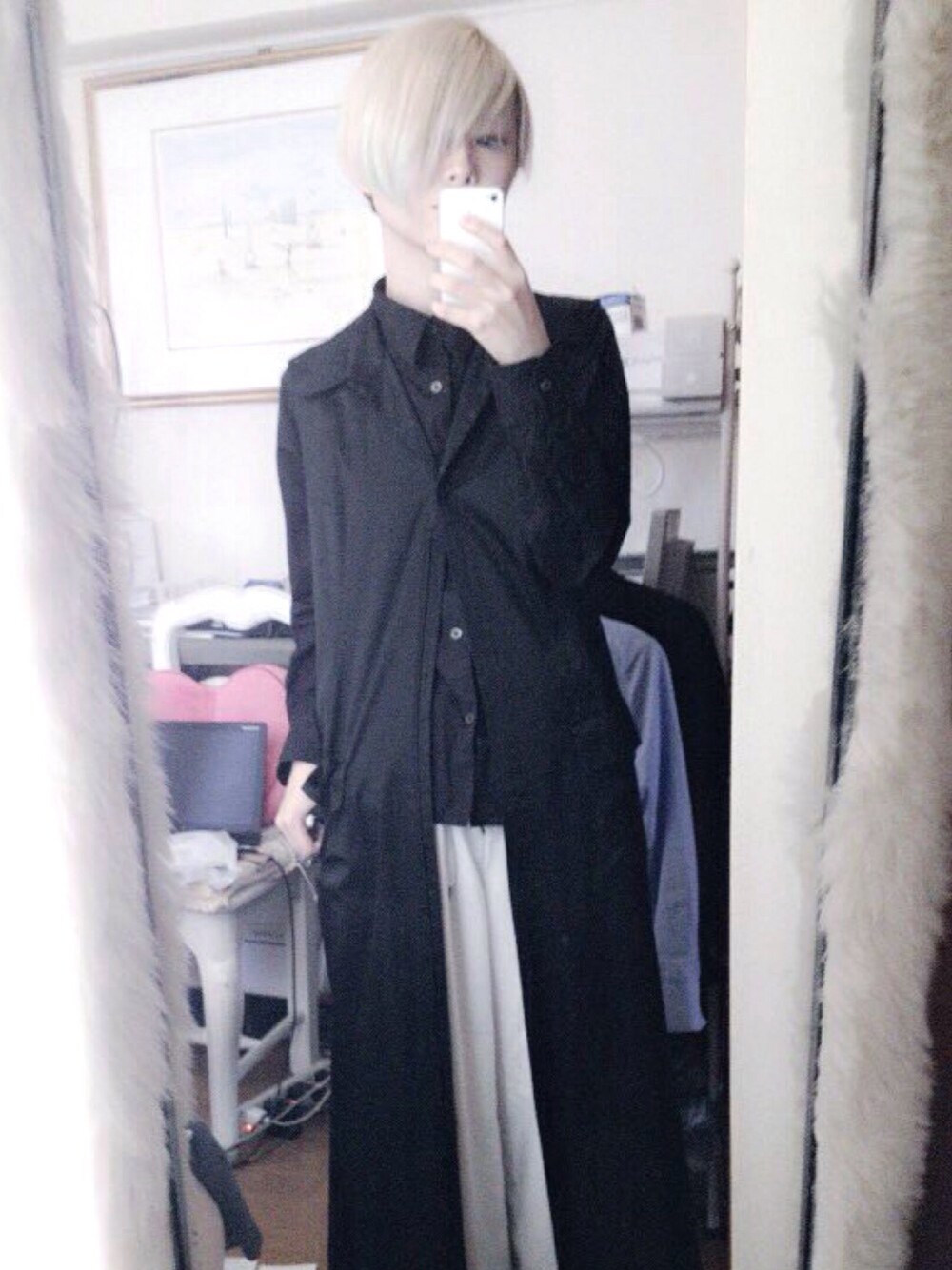 「black and white、UNISEX」｜「COMME des GARCONSのアイテム（シャツ/ブラウス、ブラック系）」を使った、Tokiwa Osamuさん（レディース・160cm）の春コーディネートの1枚目の写真