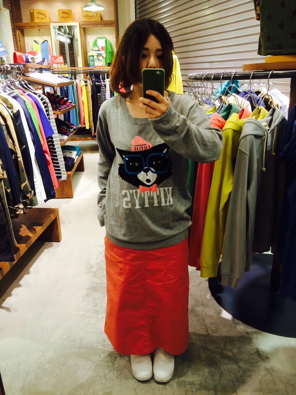 「眠い病、今日頑張れば」｜「Laundryのアイテム（ニット/セーター、グレー系）」を使った、まいちきさん（レディース・150cm）の冬コーディネートの1枚目の写真