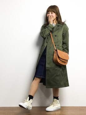 「LBC（エルビーシー）のアイテム（トレンチコート）」を使った、内山陽菜さん（レディース・149cm）の冬コーディネート