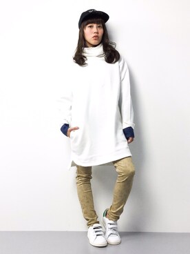 「unrelaxing（アンリラクシング）のアイテム（スウェット）」を使った、内山陽菜さん（レディース・149cm）の冬コーディネート