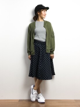 「SEVENDAYS=SUNDAY（セブンデイズサンデイ）のアイテム（MA-1）」を使った、内山陽菜さん（レディース・149cm）の春コーディネート