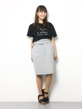 「PLAIN CLOTHING（プレーンクロージング）のアイテム（スカート）」を使った、内山陽菜さん（レディース・149cm）の春コーディネート