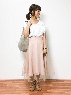「Honey Salon（ハニーサロン）のアイテム（スカート）」を使った、内山陽菜さん（レディース・149cm）の夏コーディネート