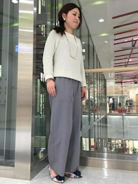 「LE TALON（ルタロン）の3cmネジリリボン（パンプス、ブルー系）」を使った、Le Talon 博多店スタッフさん（レディース・160cm）の冬コーディネート