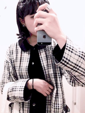 「GIVENCHY（ジバンシイ）のアイテム（ノーカラージャケット）」を使った、miyuさん（レディース・166cm）の秋コーディネート