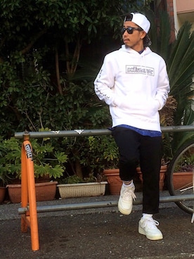 「アイテム（チノパンツ）」を使った、ちゅうさん（メンズ・166cm）の春コーディネート