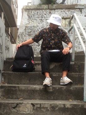 「アイテム（チノパンツ）」を使った、ちゅうさん（メンズ・166cm）の春コーディネート