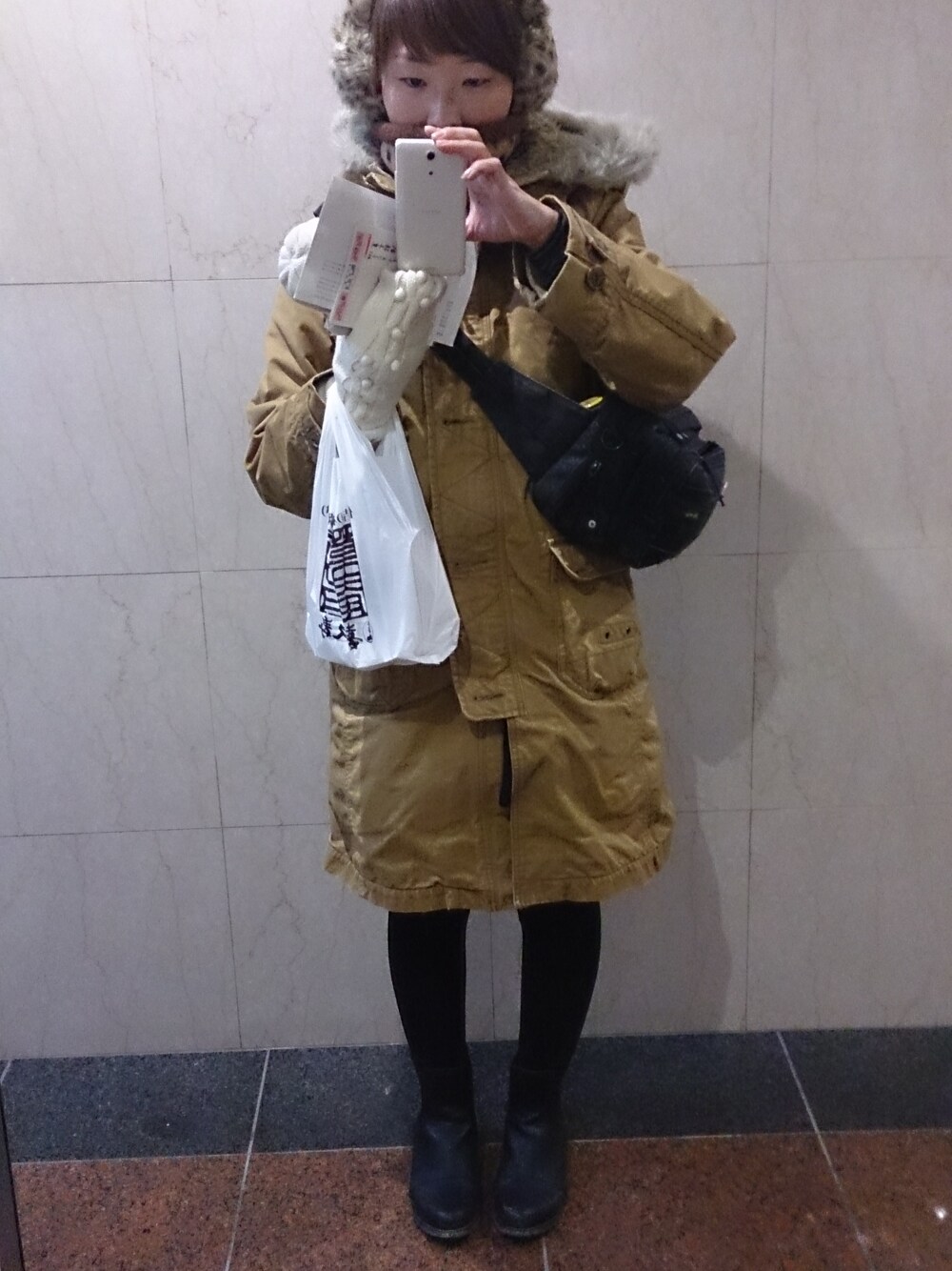 「haco!のアイテム（ダッフルコート、その他）」を使った、knmさん（レディース・153cm）の冬コーディネートの1枚目の写真
