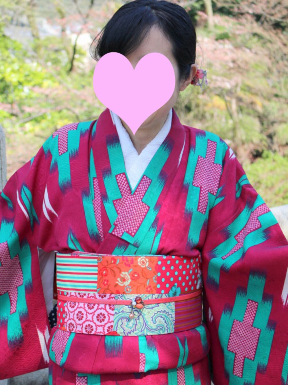 安見梅子さんの「赤紫の着物」を使ったコーディネート