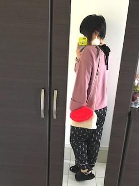 「Casselini（キャセリーニ）のアイテム（PC・スマホグッズ/家電）」を使った、笑美∞さん（レディース・160cm）の秋コーディネート