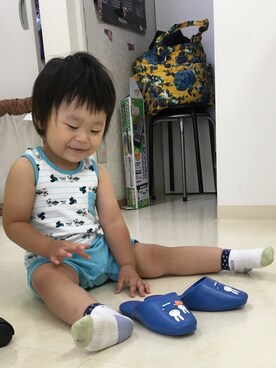 「Marc by Marc Jacobs（マークバイマークジェイコブス）のアイテム（バッグ）」を使った、Hara Seikoさん（キッズ・90cm）の夏コーディネート