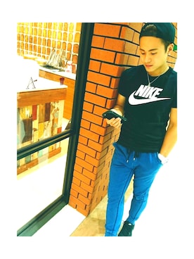「NIKE（ナイキ）のアイテム（Tシャツ/カットソー、ブラック系）」を使った、ryuuさん（メンズ・165cm）の秋コーディネート