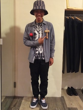 「アイテム（シューケア用品、ブルー系）」を使った、caperさん（メンズ・165cm）の夏コーディネート