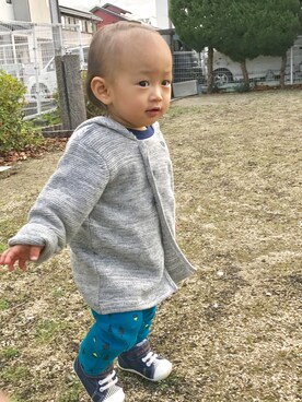「ロングニット」｜「アイテム（その他）」を使った、eitooさん（キッズ・80cm）の秋コーディネート
