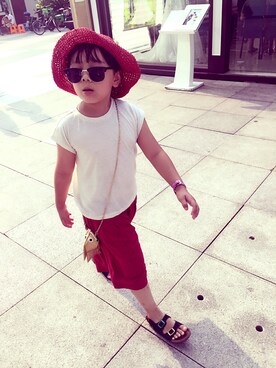 「AAA（トリプルエー）のアイテム（トップス）」を使った、薇依妈さん（キッズ・130cm）の冬コーディネート