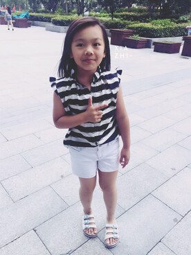 「AAA（トリプルエー）のアイテム（トップス）」を使った、薇依妈さん（キッズ・130cm）の冬コーディネート