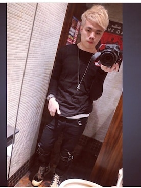 「DOLCE&GABBANA（ドルチェアンドガッバーナ）のアイテム（タンクトップ）」を使った、Gillbert  Yさん（メンズ・178cm）の秋コーディネート