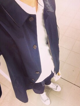 「MAISON KITSUNE」｜「アイテム（ステンカラーコート）」を使った、kenさん（メンズ・186cm）の秋コーディネート