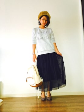 「スエット」｜「アイテム（ハンチング/ベレー帽）」を使った、yukari kitamuraさん（レディース・156cm）の秋コーディネート