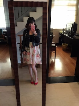 「EBELE MOTION（エベルモーション）のアイテム（スカート）」を使った、Ying Heさん（レディース・167cm）の春コーディネート